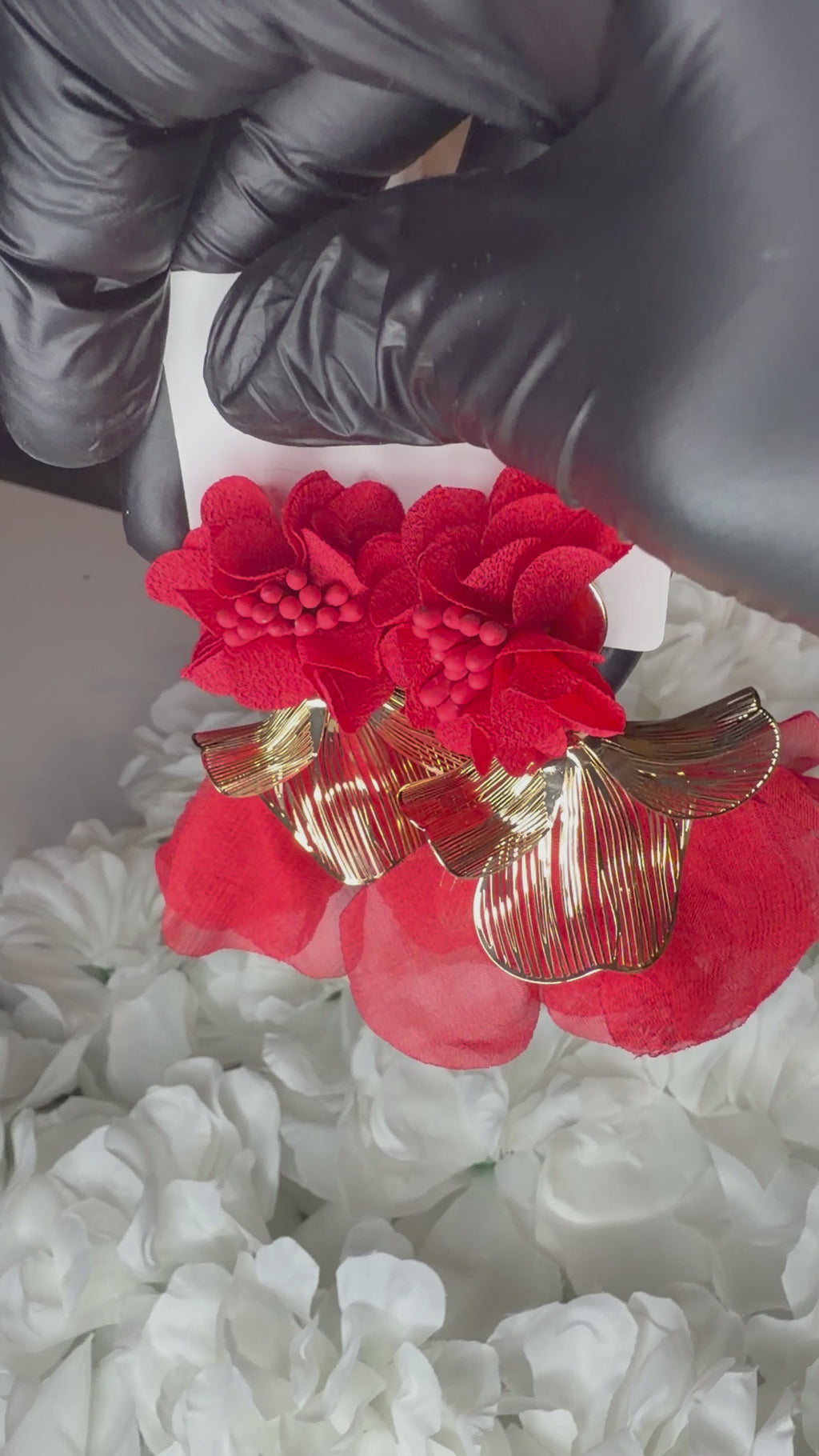 Boucle d’oreille en fleurs rouge